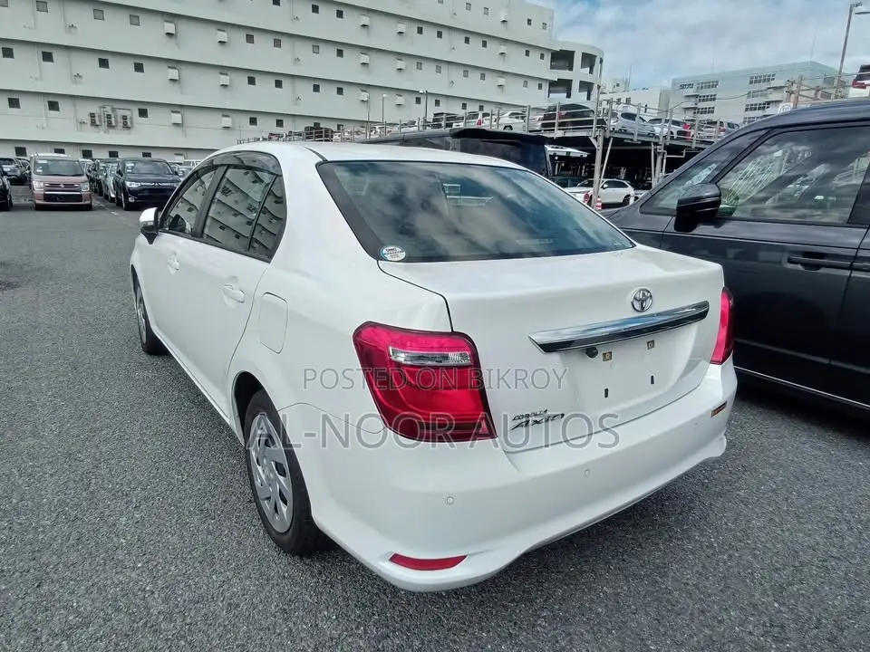 Toyota Axio 2021 White