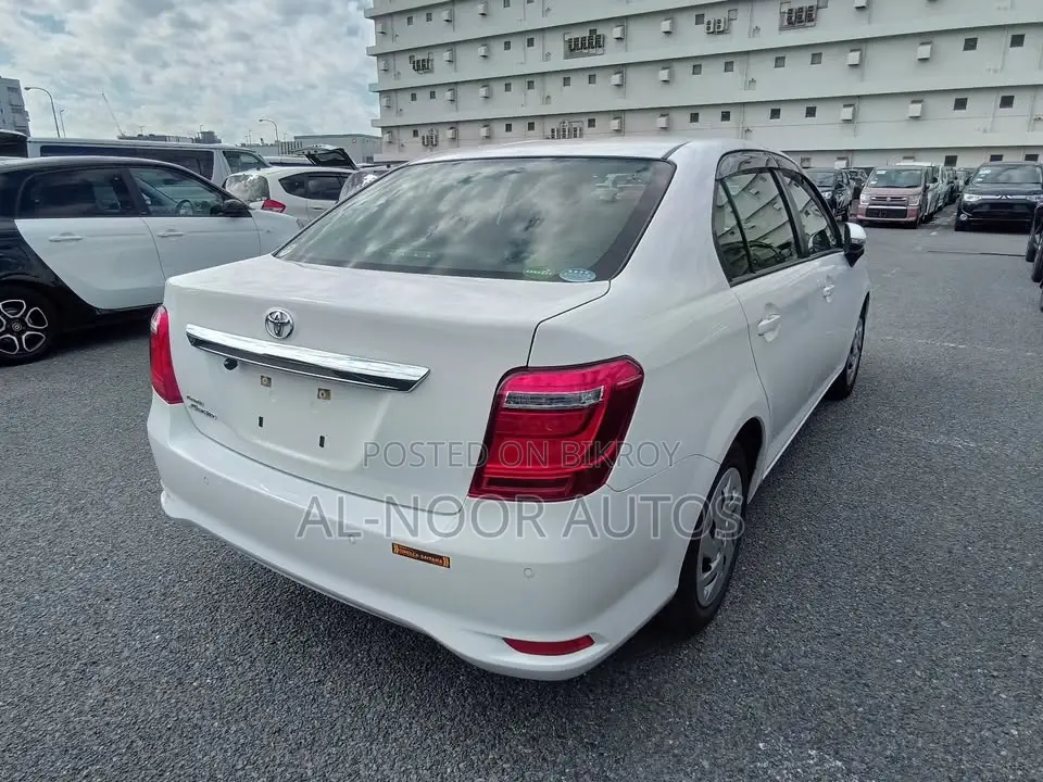 Toyota Axio 2021 White