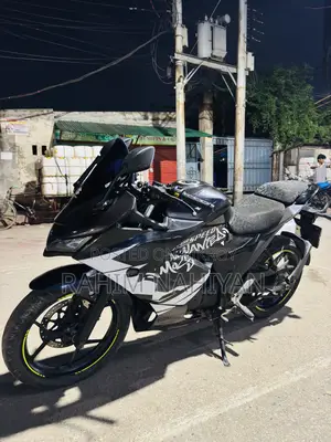 New Suzuki Gixxer SF FI 2023 Black
