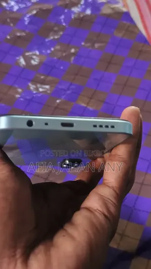 Realme C33 128 GB Bronze