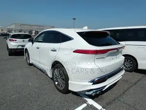 Toyota Harrier 2022 Pearl