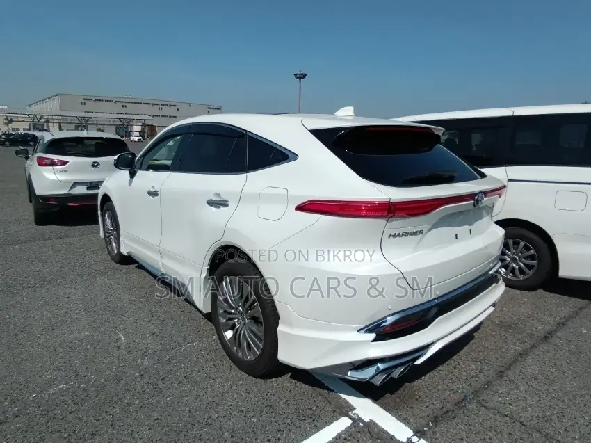 Toyota Harrier 2022 Pearl