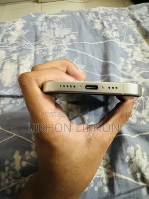 Apple iPhone 15 Pro 256 GB White