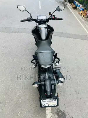 Yamaha 2022 Black