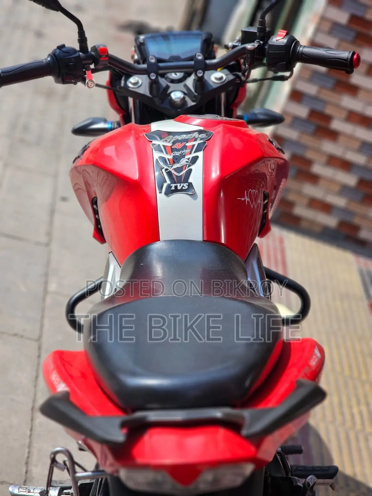 TVS Apache RTR 160 4V 2021 Red