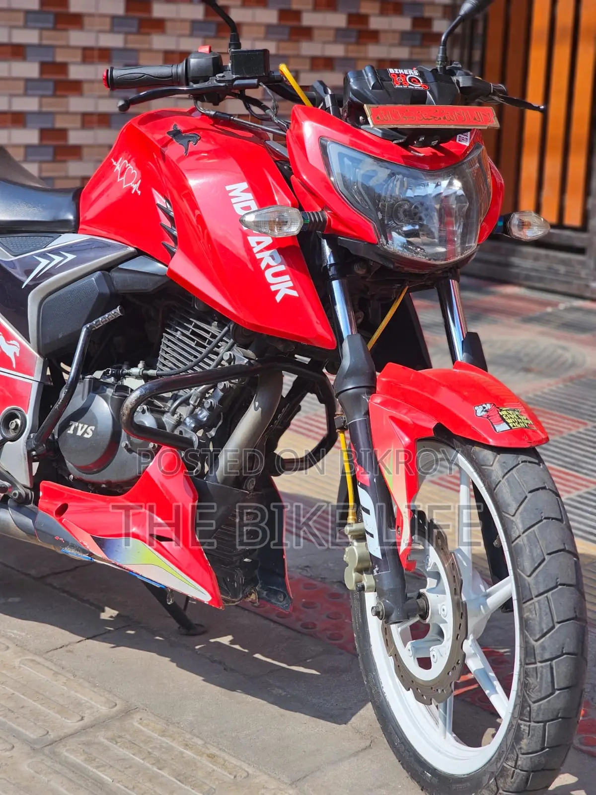 TVS Apache RTR 160 4V 2021 Red