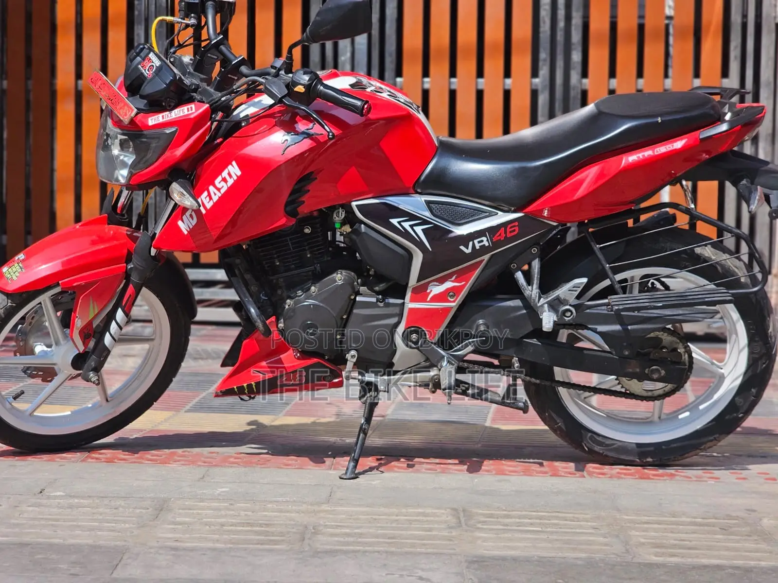 TVS Apache RTR 160 4V 2021 Red