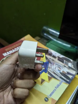 আইফোন অরিজিনাল ২০ ওয়াট চার্জার বিক্রির জন্য