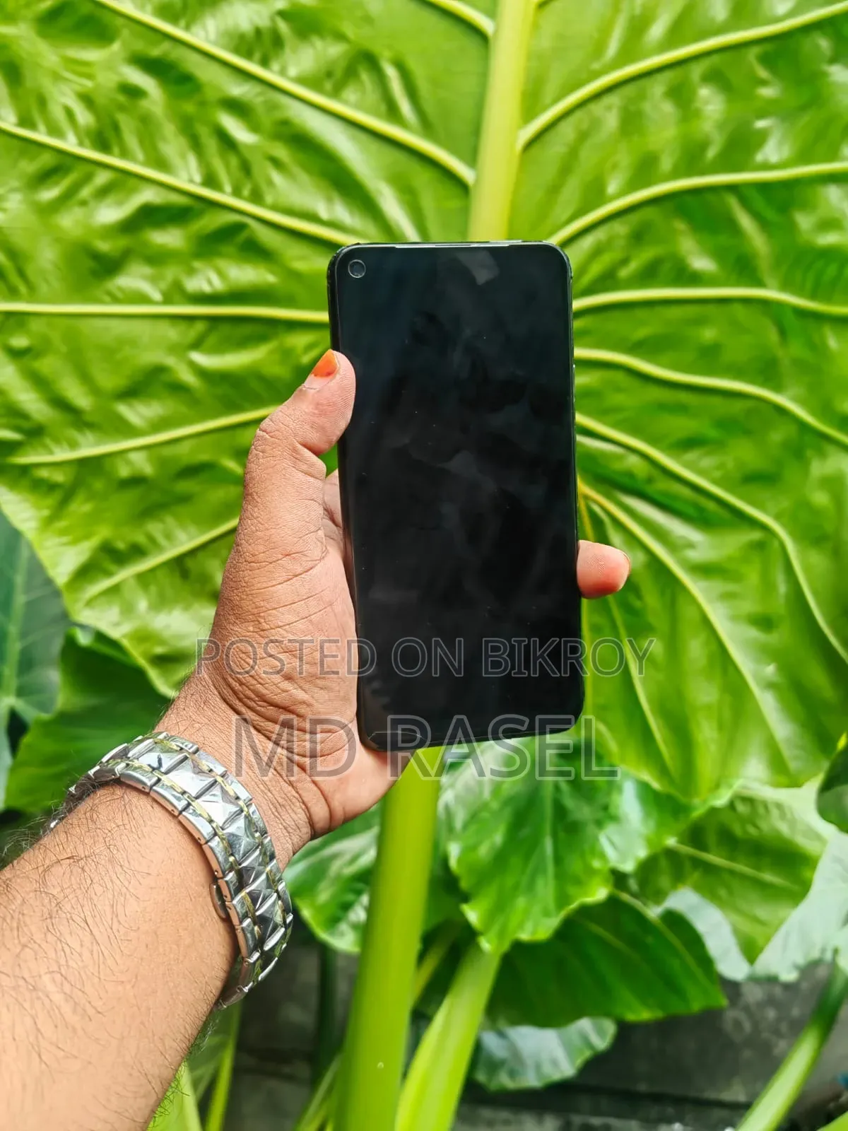 মোবাইল ফোন ১২৮ জিবি কালো