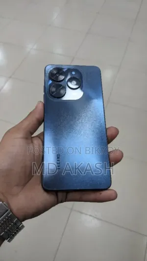 Tecno Spark Go 64 GB নীল