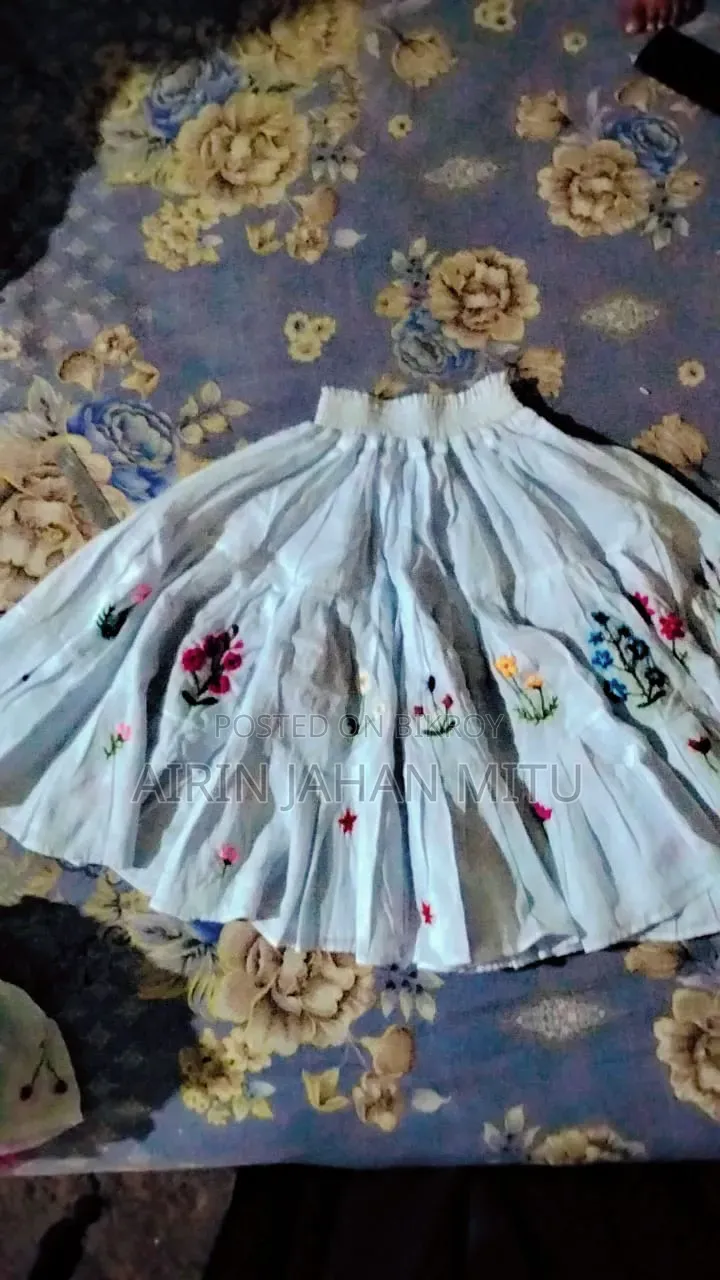 Handmade new white skirt, free size