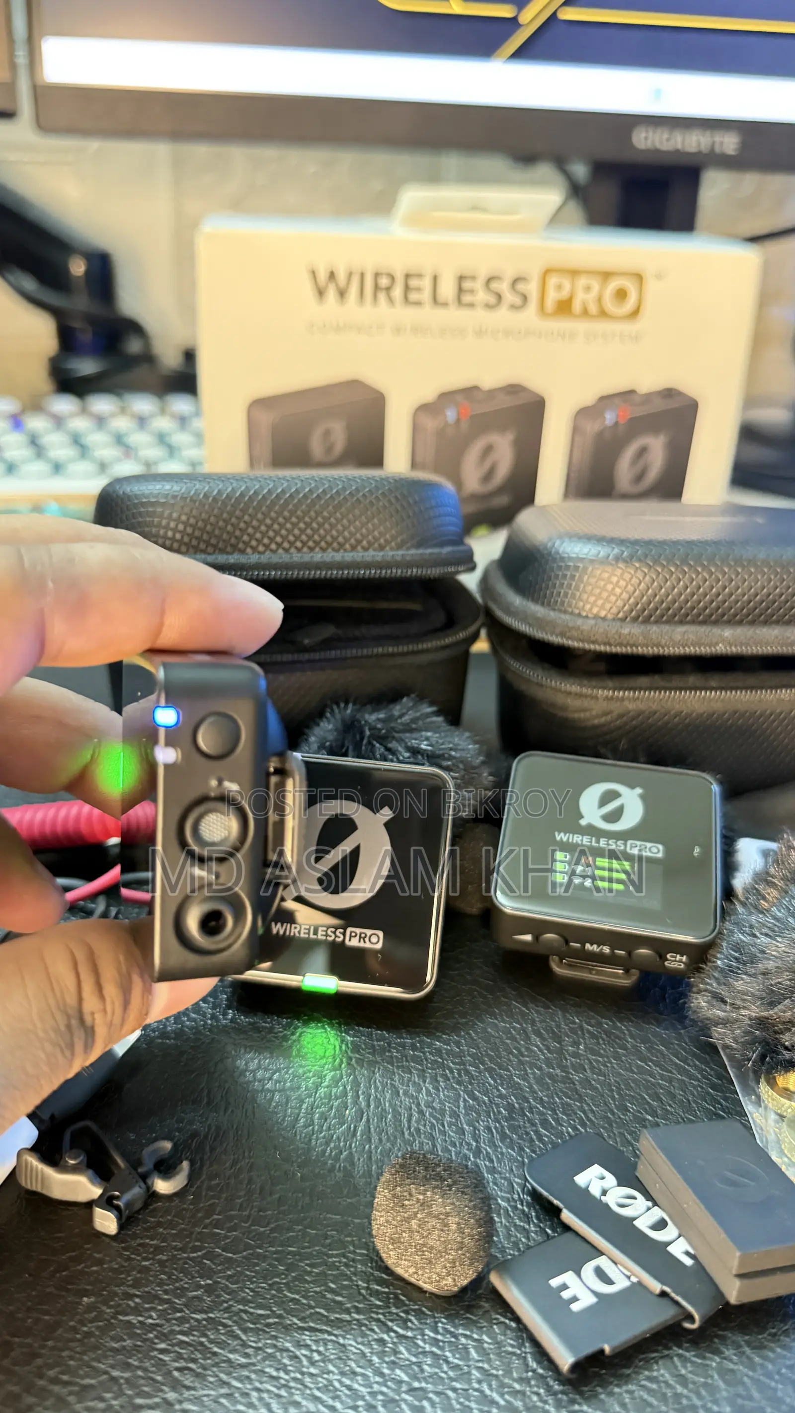 Rode Wireless Pro Clip-on Wireless Microphone