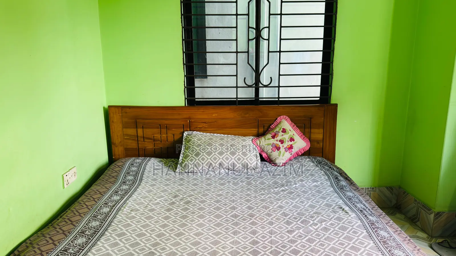 Queen Size Wooden Bed | Strong Excellent Condition