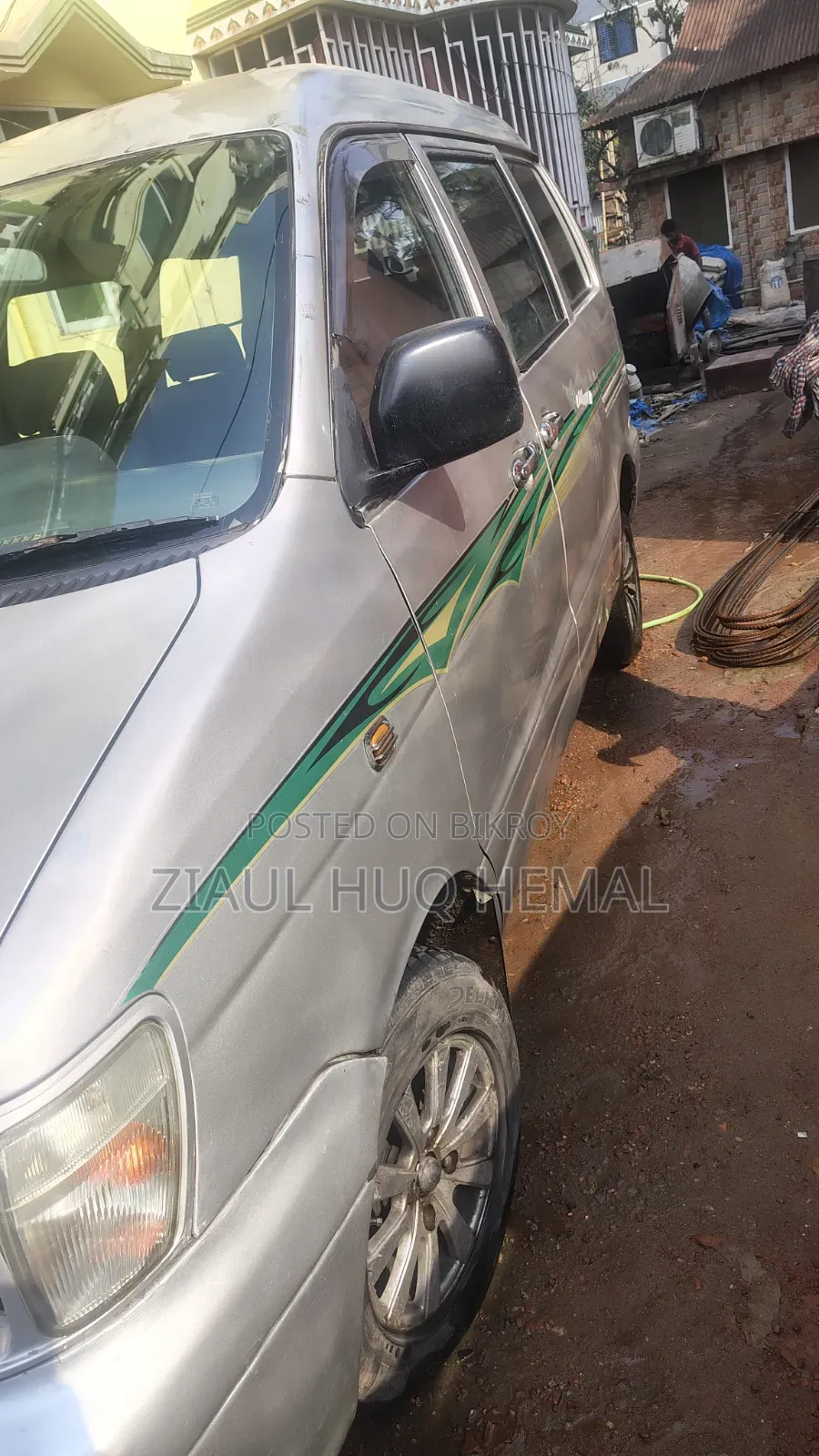 Toyota Noah 2.0 All-Wheel Drive (8 Seater) 2003 Silver