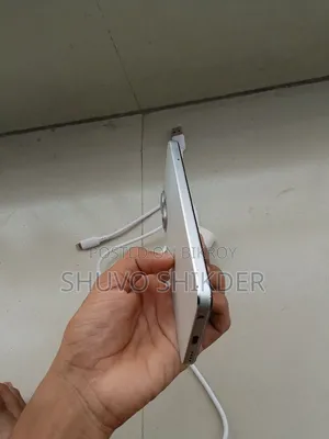 ইনফিনিক্স স্মার্ট ১০ ৬৪ জিবি সিলভার