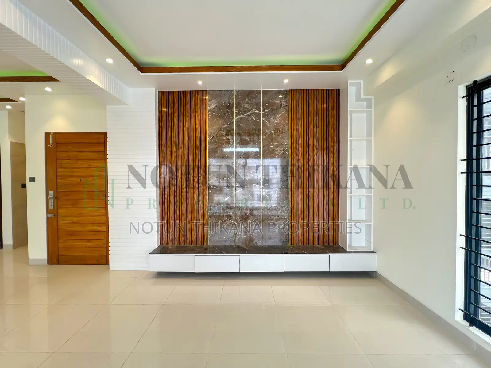 3-bedroom Apartment in Bashundhara City for rent