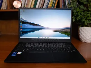 Laptop 8GB Intel Core i5 SSD 512GB
