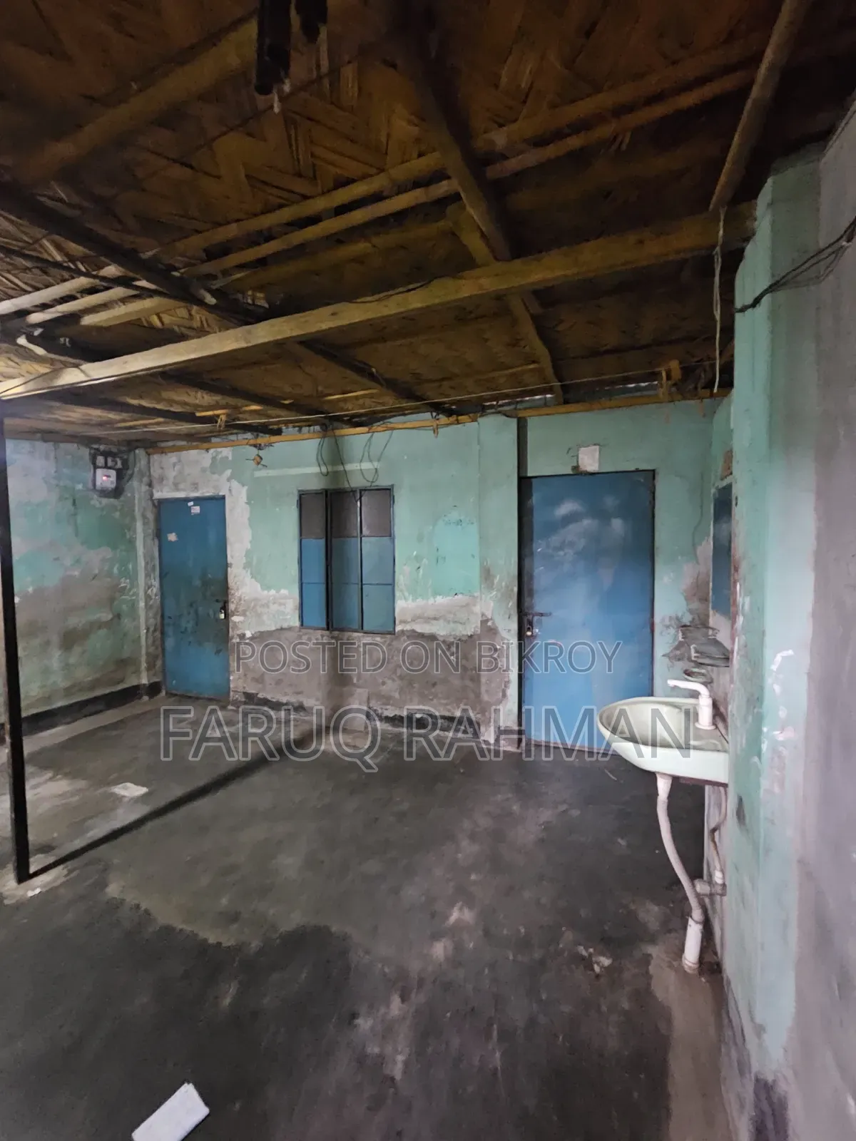 উত্তরখানে মেইন রাস্তার সাথে আড়াই কাঠার রেডি প্লট বিক্রি!
