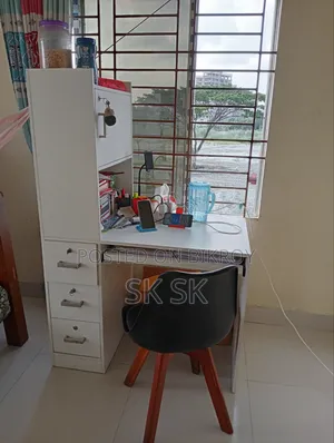 পড়ার টেবিল, Study Table Nice Look Beautiful Strong Stylish