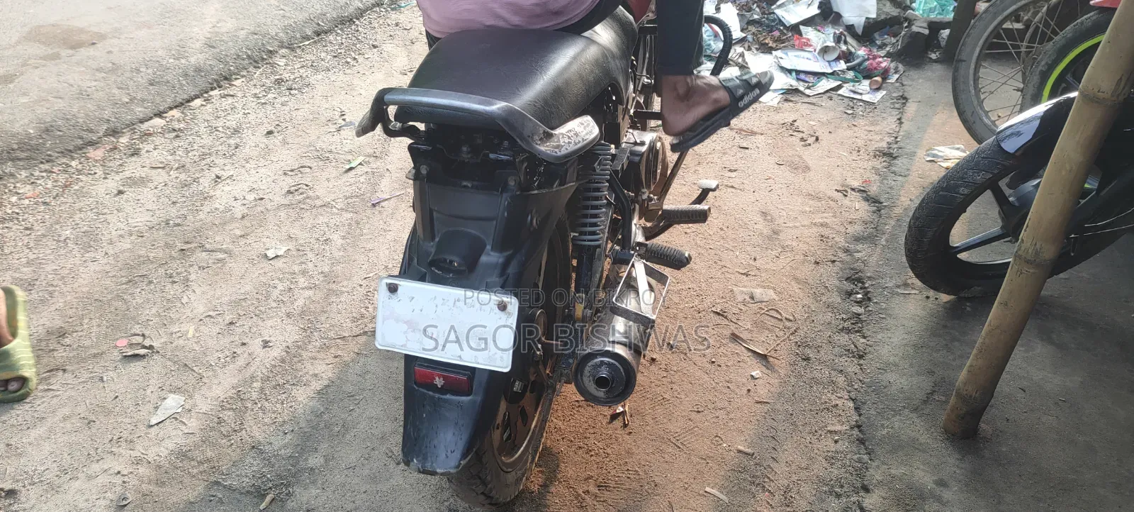 TVS Metro Plus 2022 Red