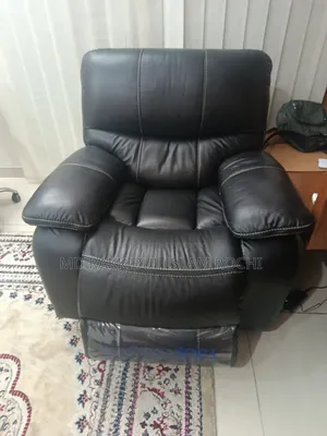 রিক্লাইনার সোফা