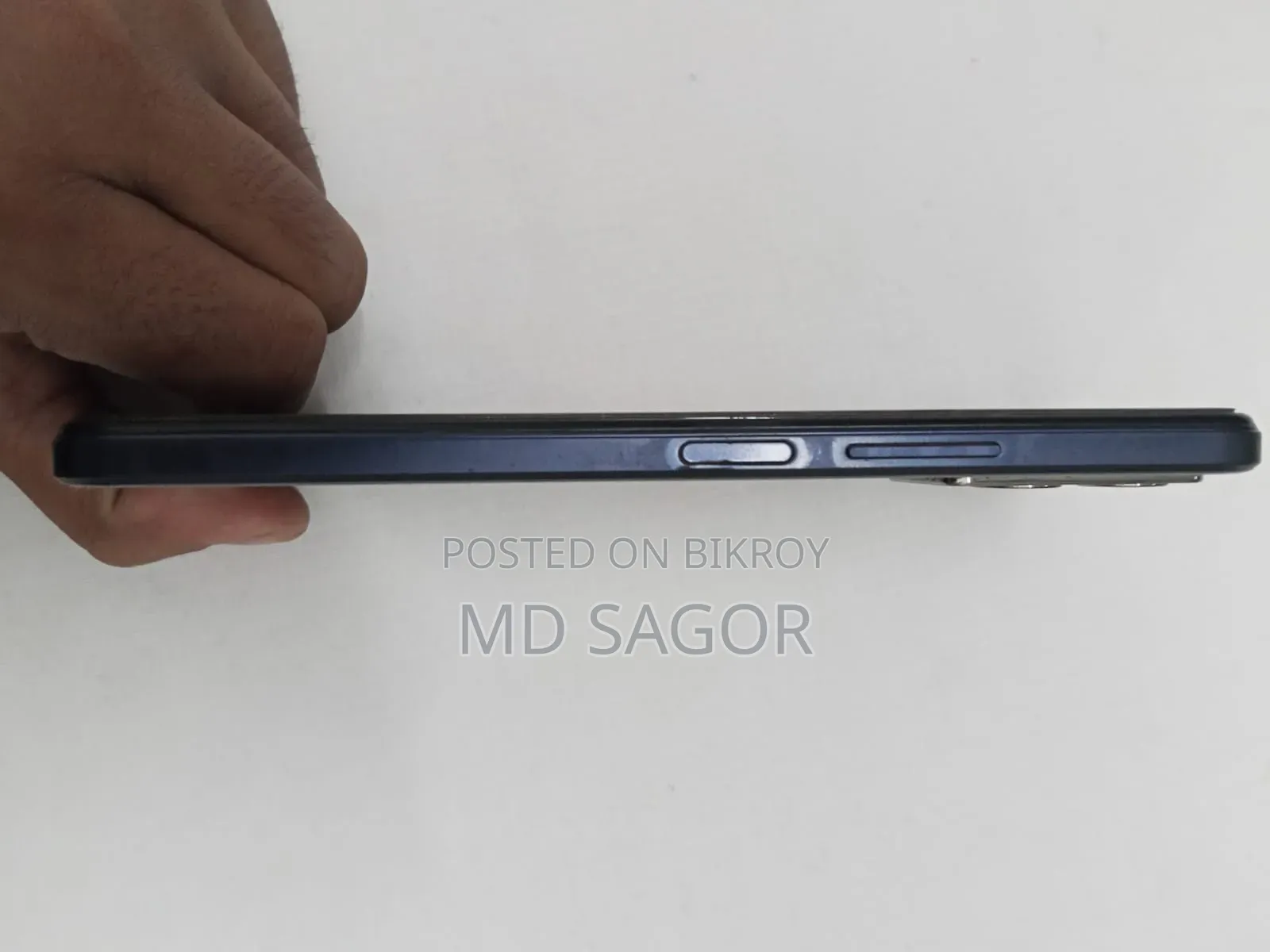 Vivo Y75 128 GB Blue