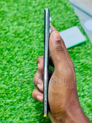 টেকনো ক্যামন ৪০ প্রো ৪জি ২৫৬ জিবি ব্লু