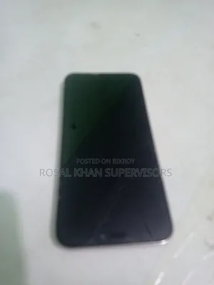 অ্যাপল আইফোন এক্স ৬৪ জিবি সাদা