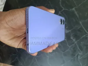 Vivo Y17 64 GB Purple