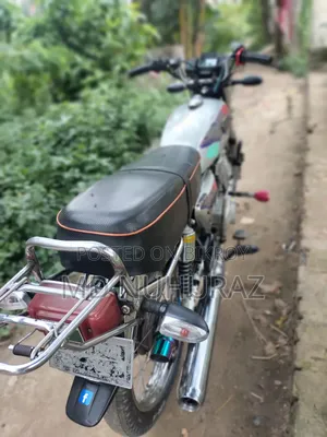 Yamaha 1998 White