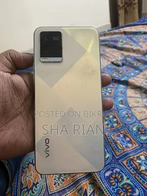 Vivo Y21 64 GB White