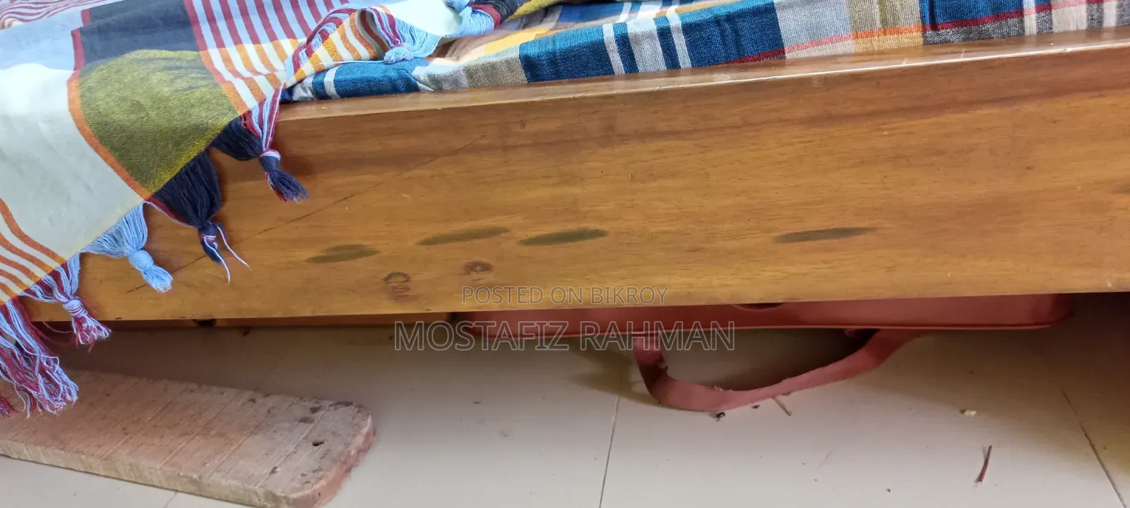 কাঠের বিছানা আসবাবপত্র