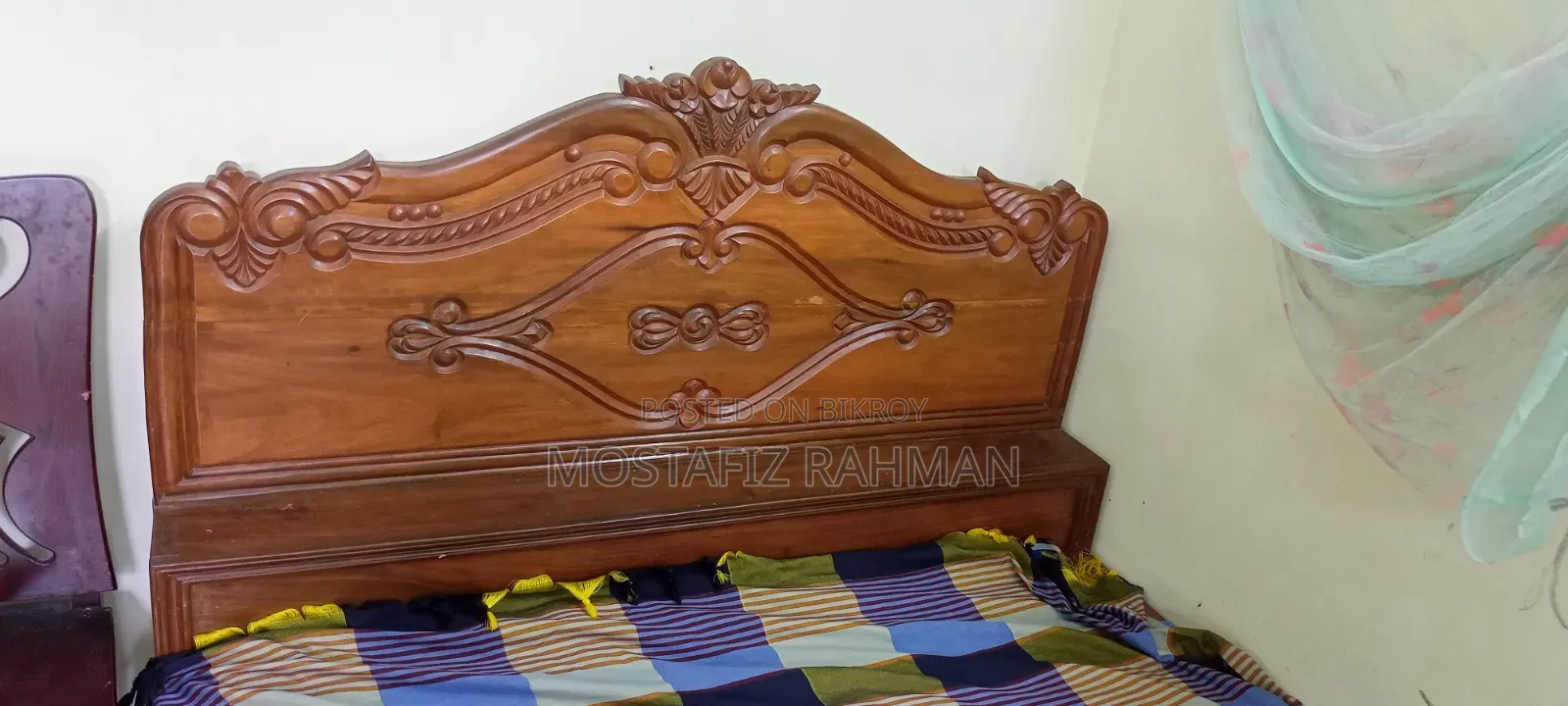 কাঠের বিছানা আসবাবপত্র