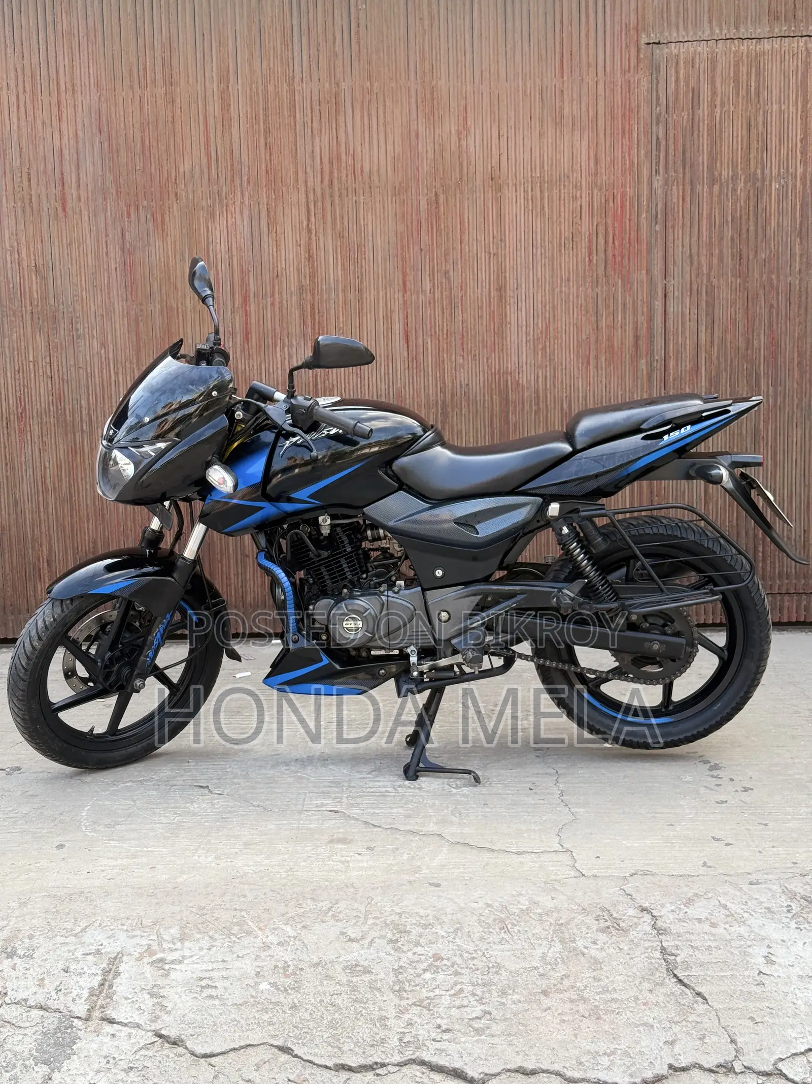 Bajaj Pulsar 150 2020 Black