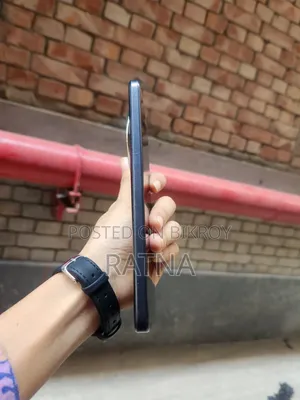 হুয়াওয়ে নোভা ১২আই ২৫৬ জিবি কালো