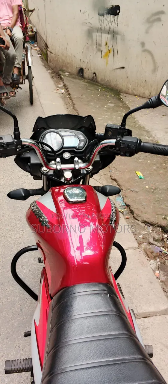 Bajaj Discover 125 2023 Red