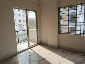 বসুন্ধরায় ৩ বেডরুমের অ্যাপার্টমেন্ট বিক্রয়ের জন্য