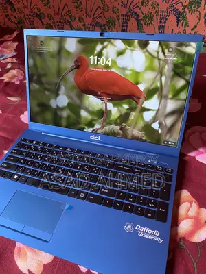 Laptop 8GB Intel Core i3 HDD+SSD 512GB