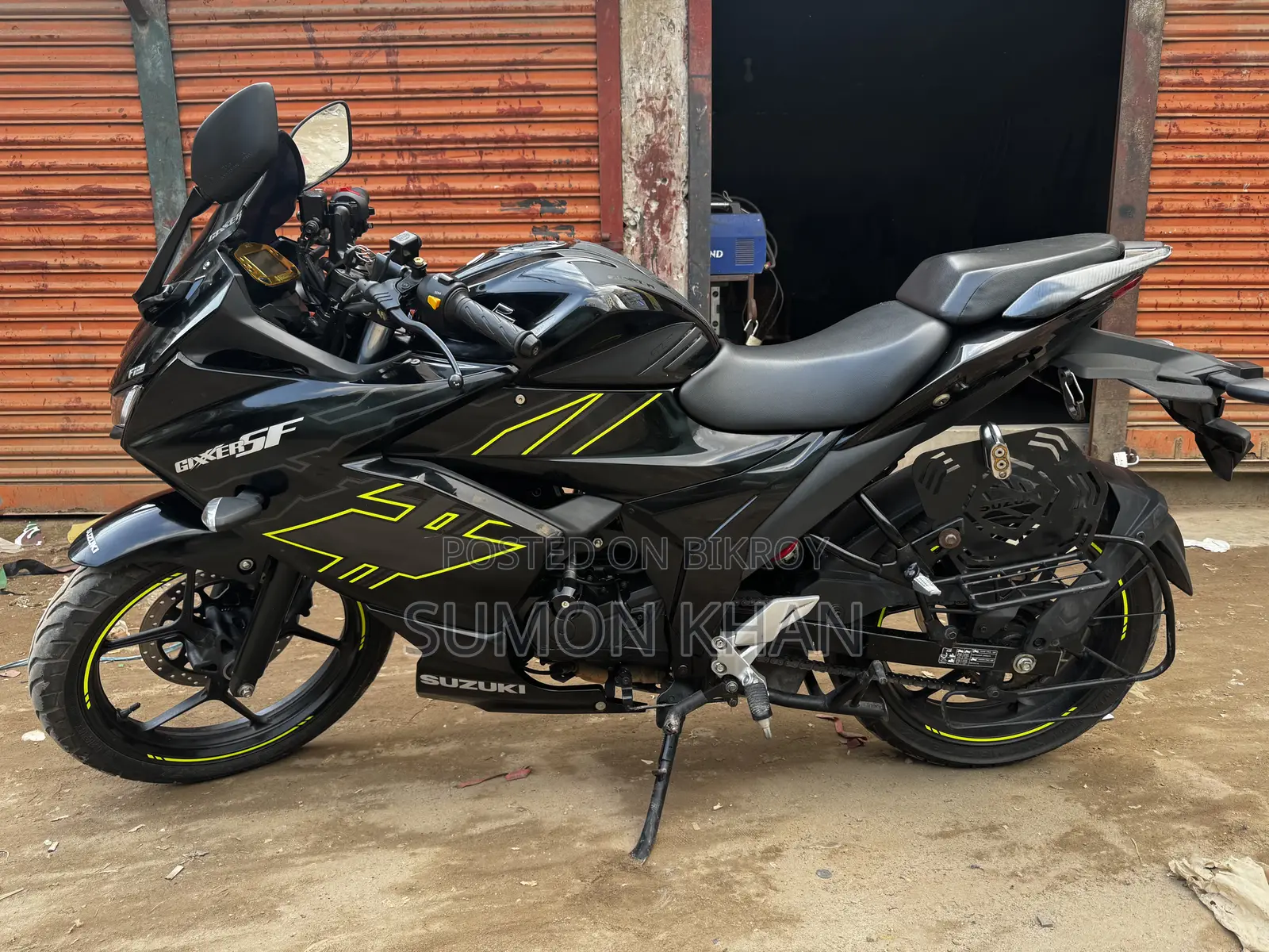 নতুন সুজুকি জিক্সার এসএফ ২০২৫ ব্ল্যাক