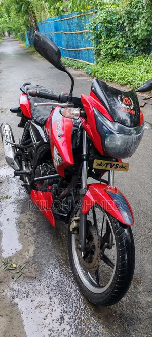TVS Apache RTR 160 2V 2017 লাল