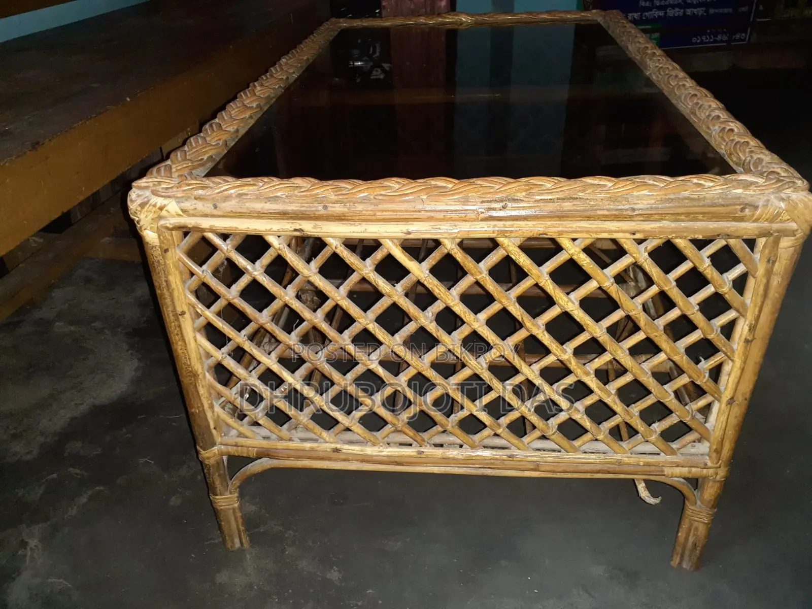 সেন্টার টেবিল বিক্রি করছি