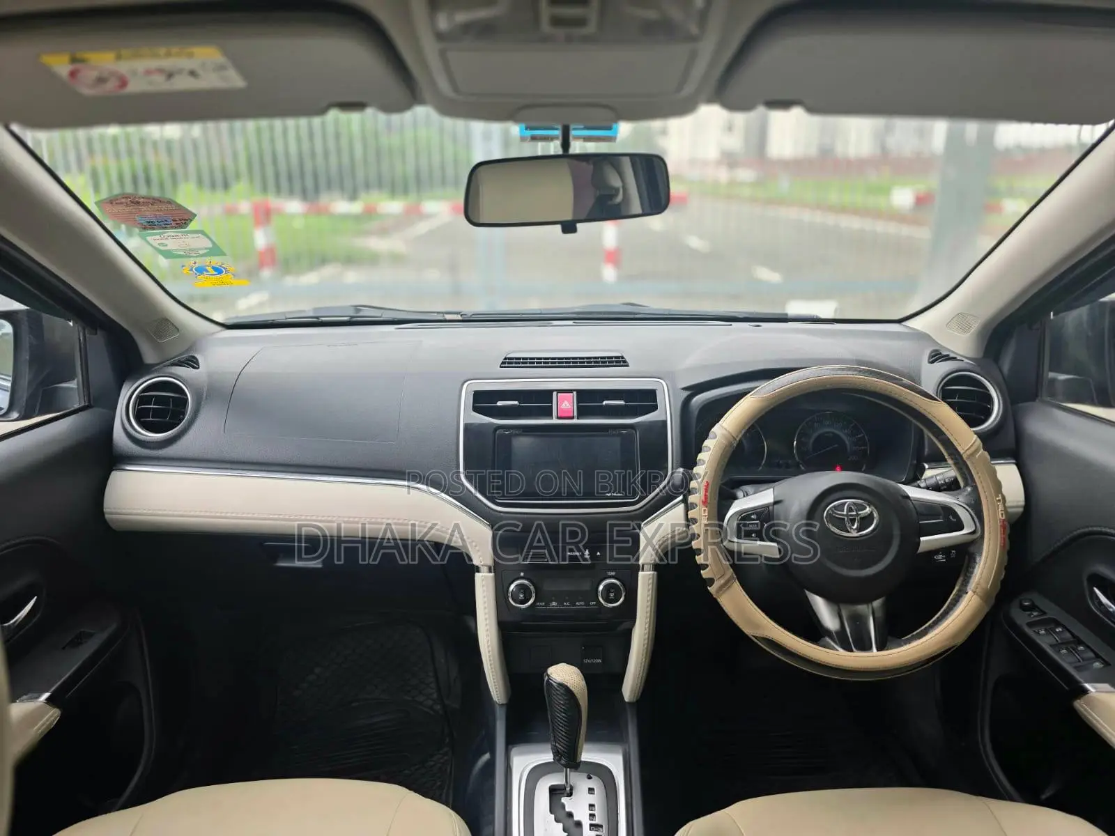 টয়োটা রাশ ২০১৮ ব্ল্যাক