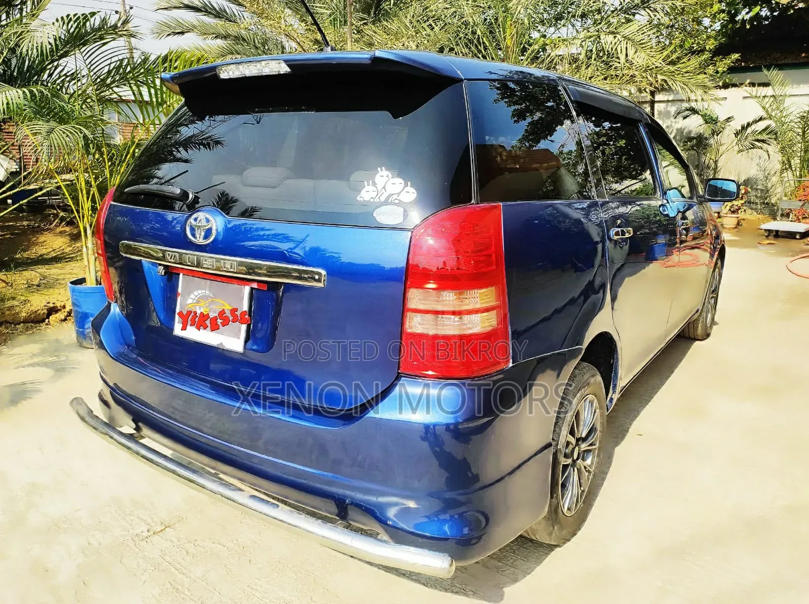Toyota Wish 2004 Blue