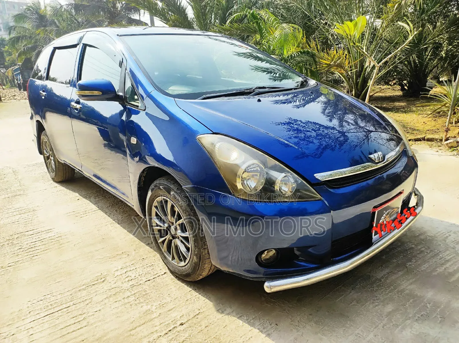 Toyota Wish 2004 Blue