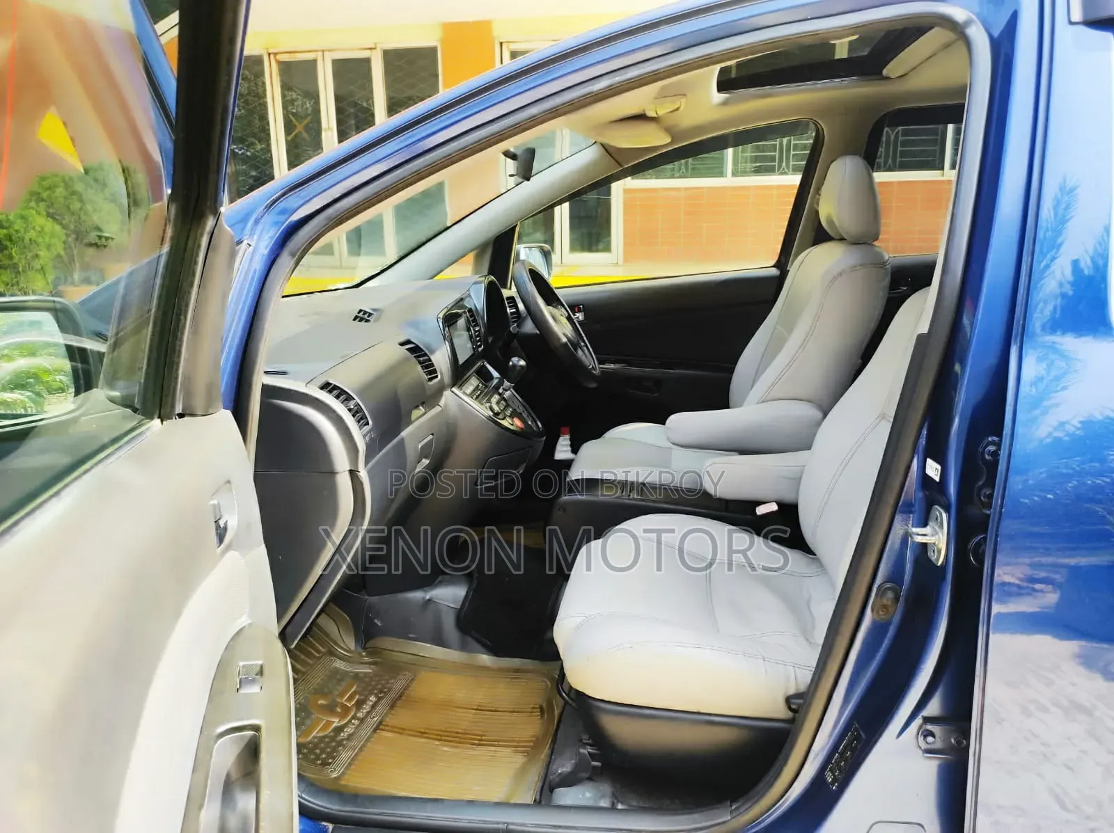Toyota Wish 2004 Blue