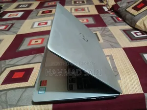 Laptop Dell Inspiron 15 3000 8GB Intel Core I5 SSHD+SSD 250GB