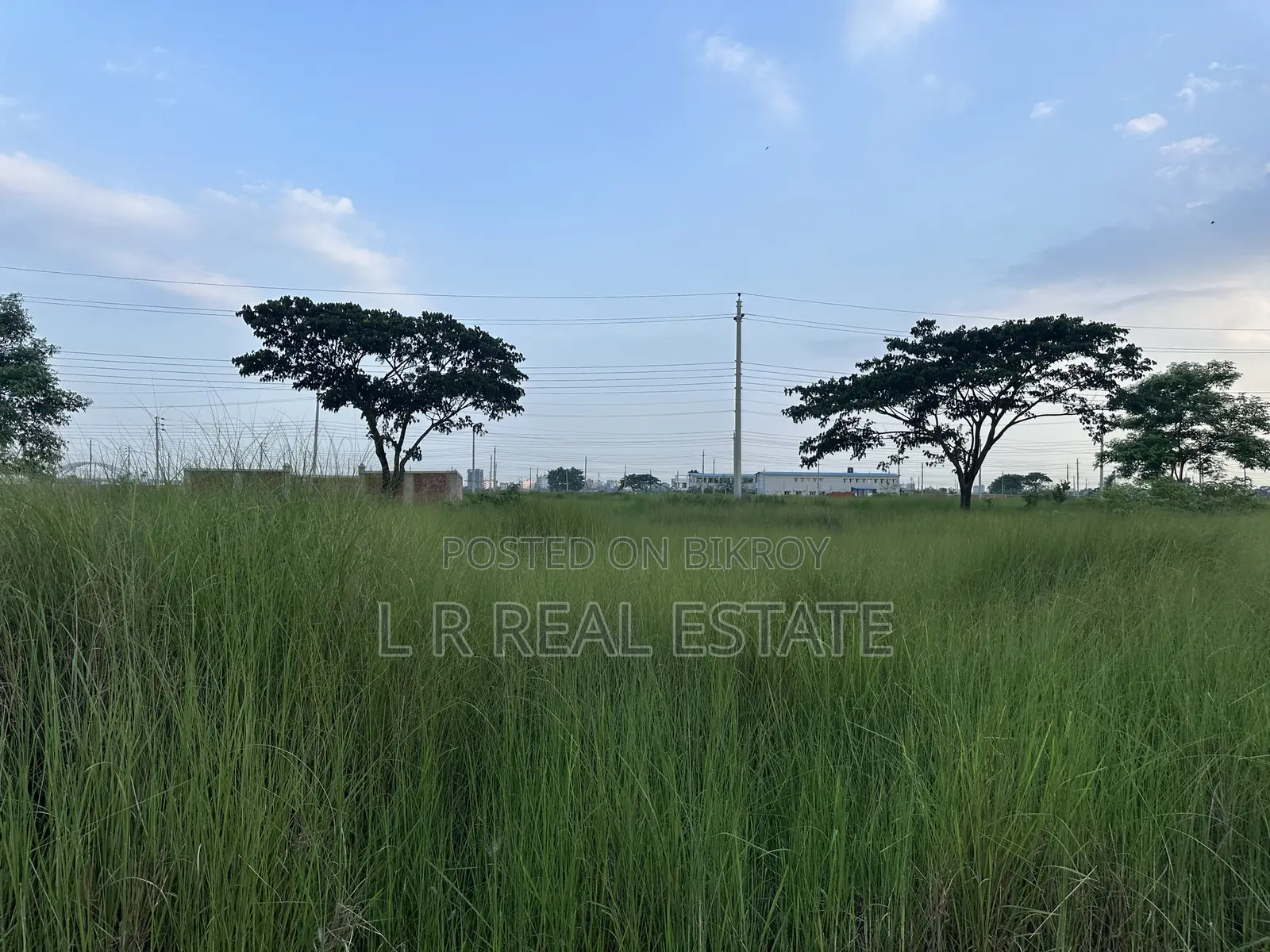 ব্লক-পি, (৩+৩)=৬ কাঠা, জরুরি বিক্রয়, বসুন্ধরা আর/এ