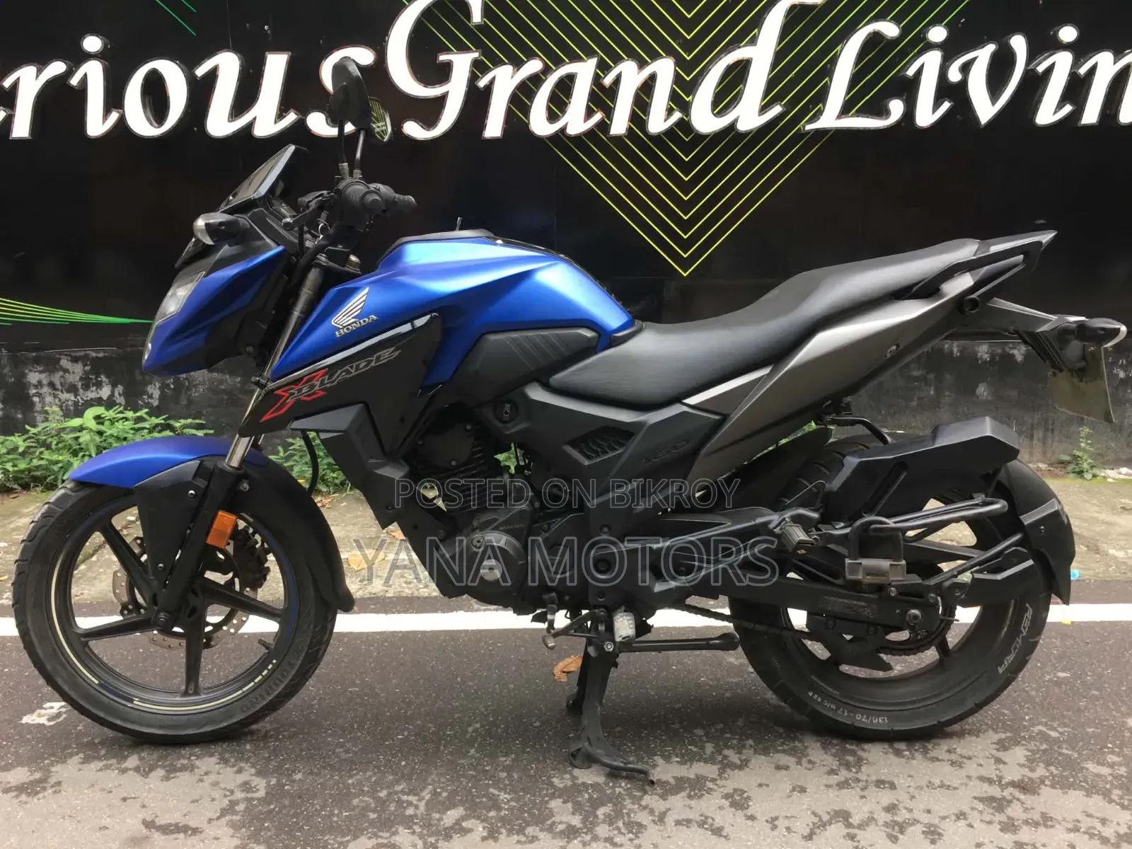 Honda X-Blade 160 2021 Blue