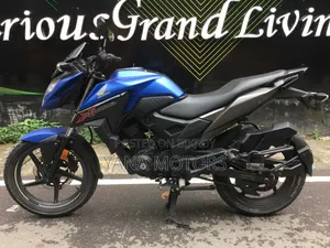 Honda X-Blade 160 2021 Blue