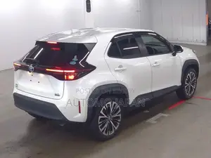 Toyota Yaris Cross 2021 Pearl